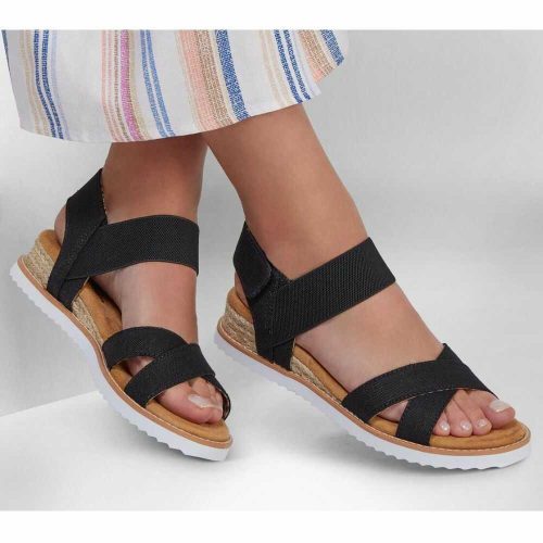 40-es Skechers női szandál - BOBS Desert Kiss - Secret Picnic, fekete