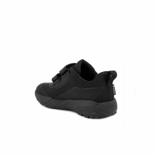 37-es Primigi Gore-tex vízálló sportcipő, fekete