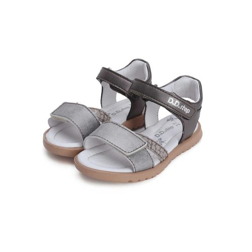 25-ös D.D.Step Kislány szandál, bronz