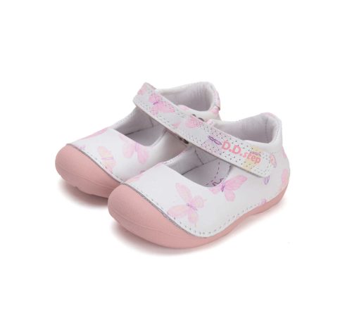 18-as D.D.Step Kislány Első lépés nyitott cipő, fehér alapon pillangós