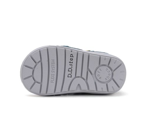 31-es D.D.Step Kisfiú Zárt cipő, autós mintával, kék