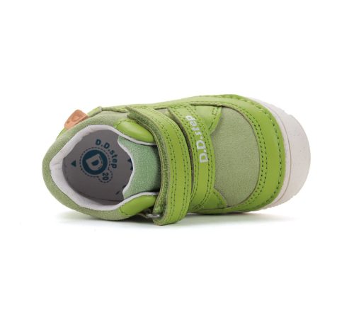 25-ös D.D.Step Kisfiú zárt cipő, élénk zöld 