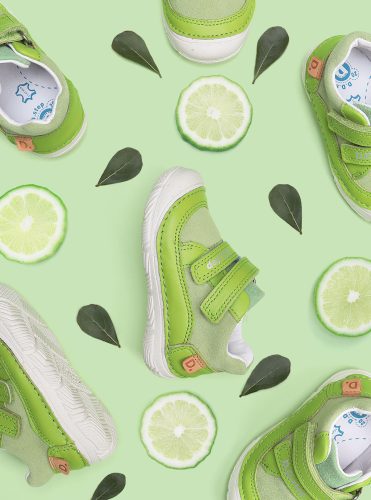 25-ös D.D.Step Kisfiú zárt cipő, élénk zöld 